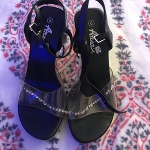 Chunky High Heels 👠